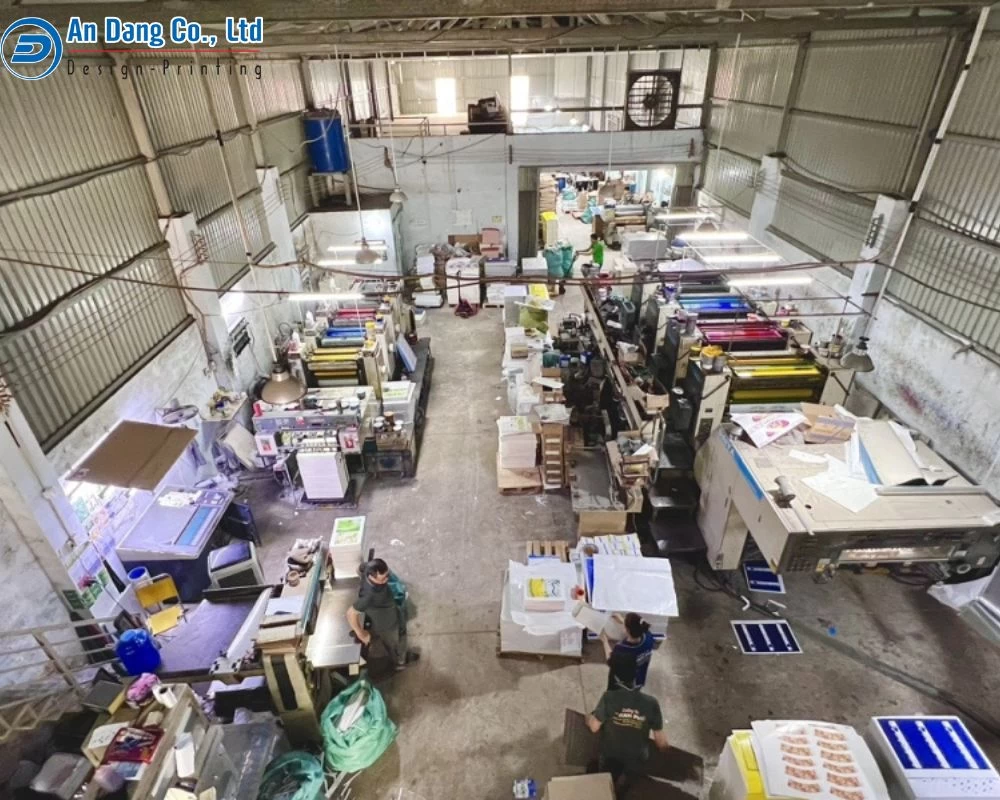 Không gian bên trong xưởng in Vĩnh Phát
