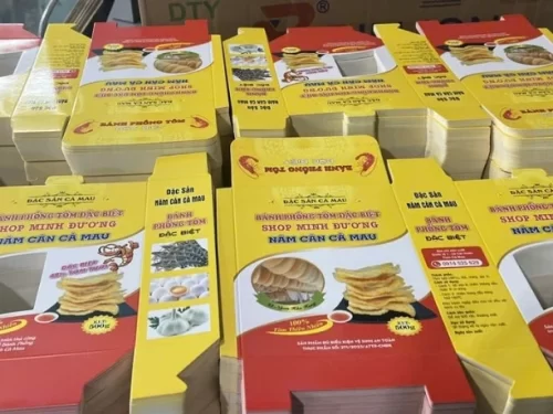 Mẫu hộp nắp gài đáy móc đựng bánh phồng tôm