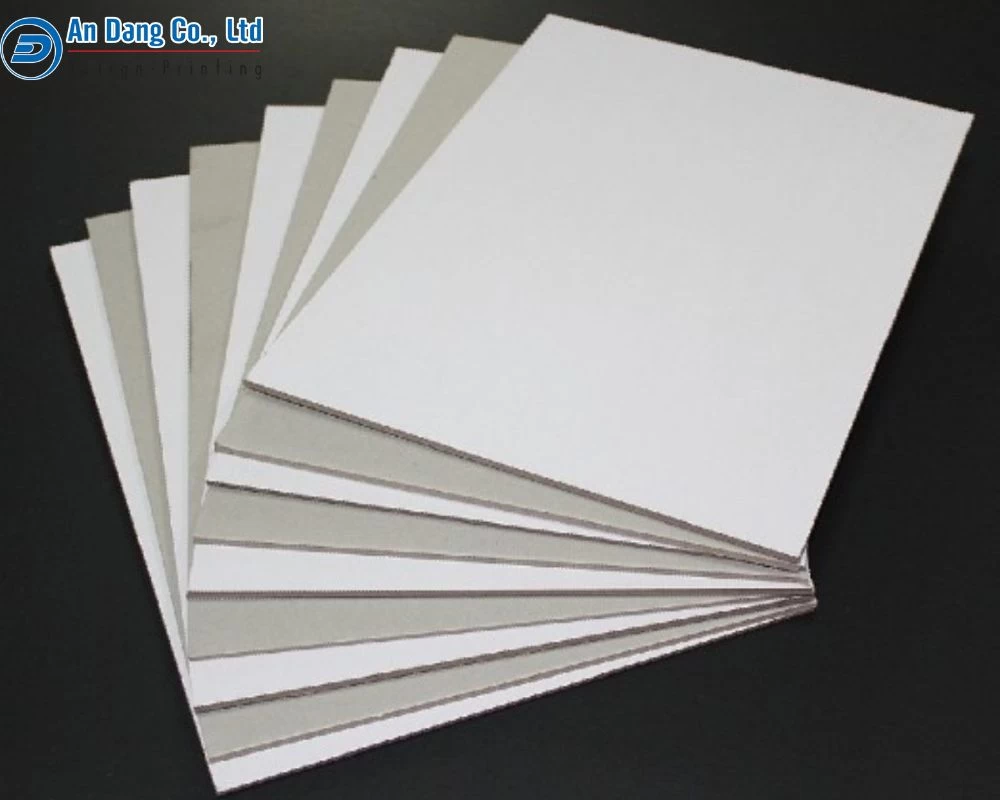 Giấy Duplex có định lượng vô cùng cao nên chất giấy sẽ dày hơn các loại khác