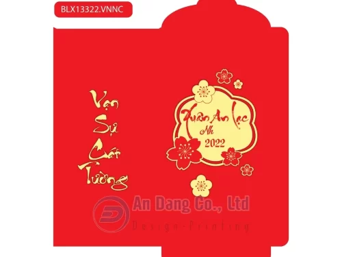 Hình bao lì xì truyền thống màu đỏ có hoa mai kèm câu chúc “Vạn sự cát tường”