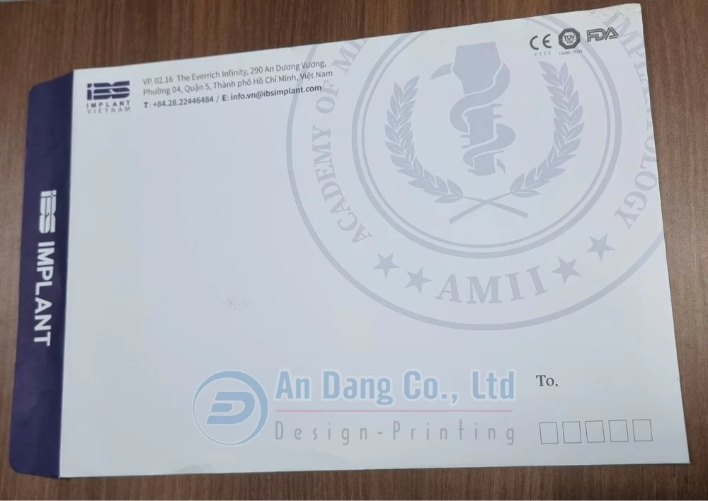 Bao thư được làm từ giấy Ford