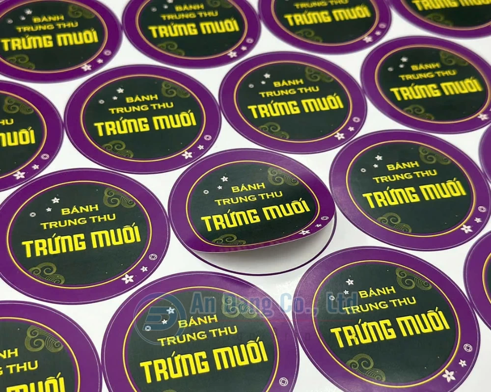 Mẫu tem nhãn bánh trung thu trứng muối màu tím