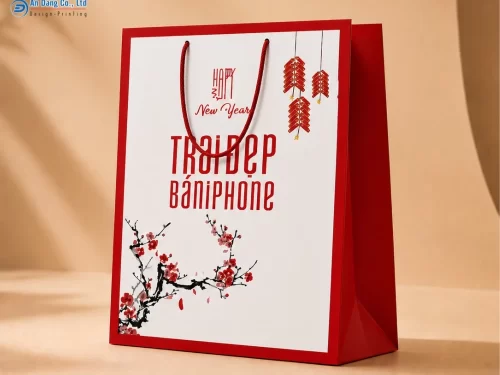 Mẫu túi giấy Tết cho shop điện thoại Trai Đẹp Bán IPhone