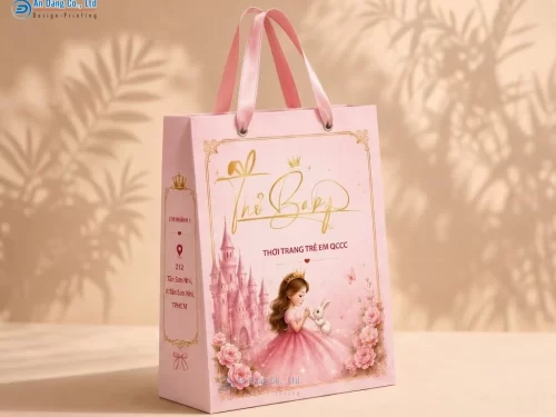 Mẫu túi giấy cho shop thời trang trẻ em Thỏ Baby