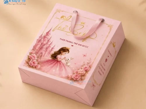 Mẫu túi giấy cho shop thời trang trẻ em Thỏ Baby