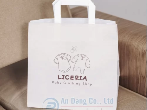 Mẫu túi giấy cho shop quần áo trẻ em LICERIA