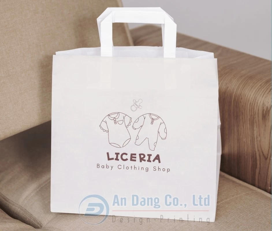 Mẫu túi giấy cho shop quần áo trẻ em LICERIA