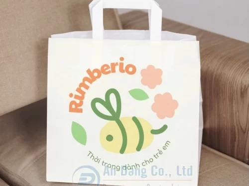 Mẫu túi giấy dễ thương cho shop quần áo trẻ em Rimberio