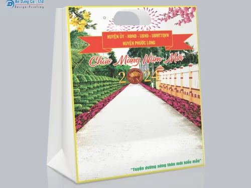 Mẫu túi giấy chúc mừng năm mới cho UBND huyện Phước Long