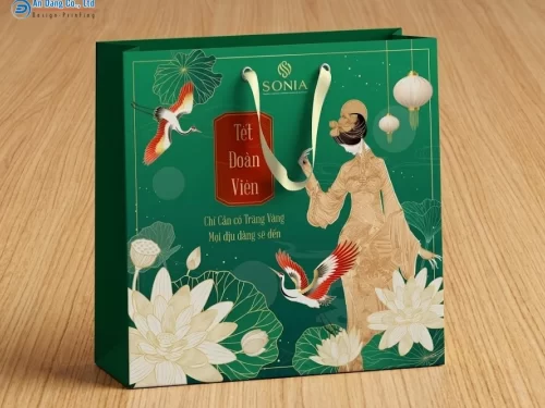 Mẫu túi quà trung thu trang nhã của thương hiệu SONIA
