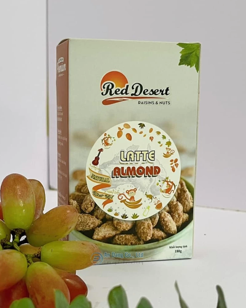 Hộp giấy đựng sản phẩm Latte hạnh nhân cho hãng Red Desert
